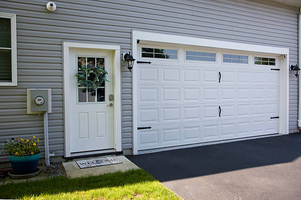 24/7 Emergency Garage Door Panel Replacement experts in Big Bass Lake, PA